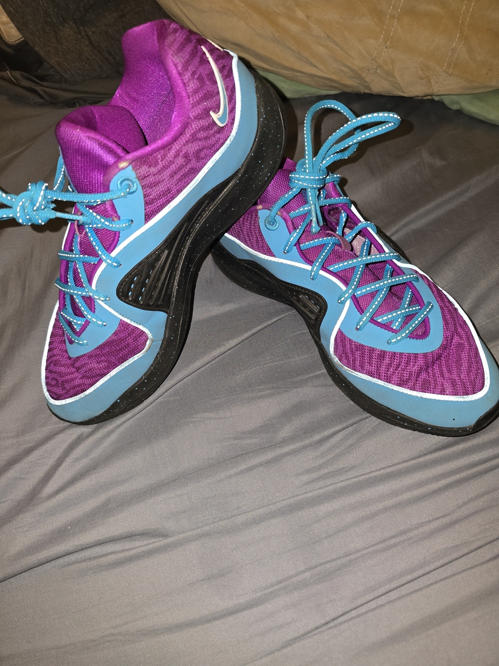 Nike KD Basketball Shoes Women’s Purple & Teal Performance Sneakers Size 7